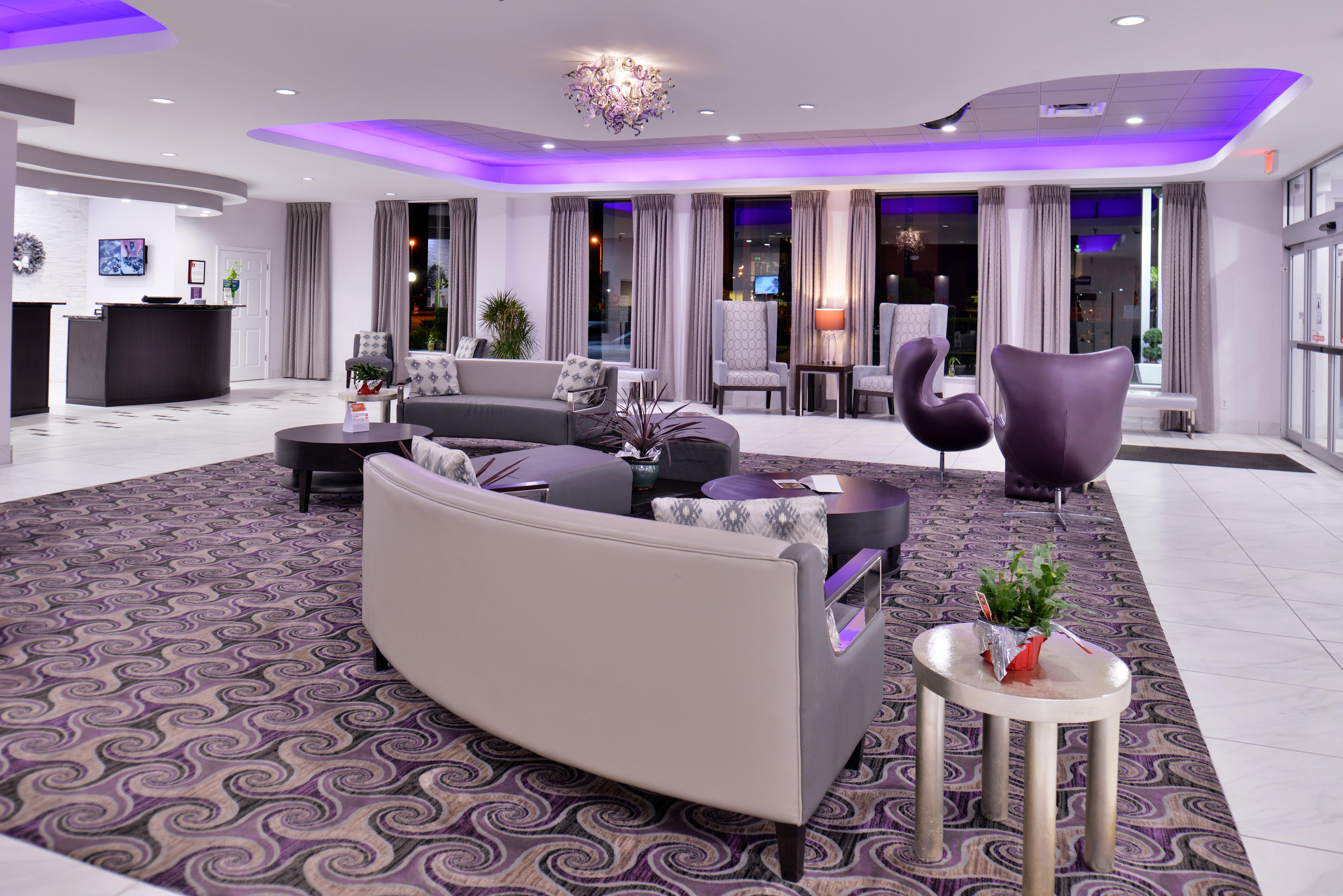 Clarion Inn & Suites Across From Universal Orlando Resort Exterior foto